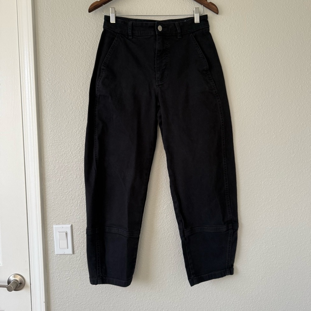 Everlane Utility Barrel Pants in Black - Picture 2 of 12